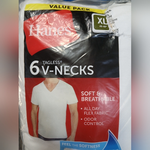 Hanes Men's Size XL Undershirt 6-Pack V-Neck Men's Shirts TAGLESS Comfort Soft - Picture 3 of 5